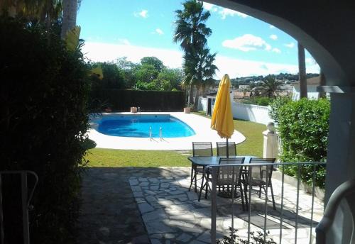 PRECIOSO BUNGALOW EN MORAIRA/LOVELY BUNGALOW IN MORAIRA