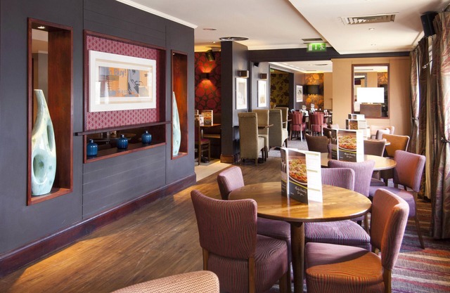 Premier Inn Lgw Crawley Town W
