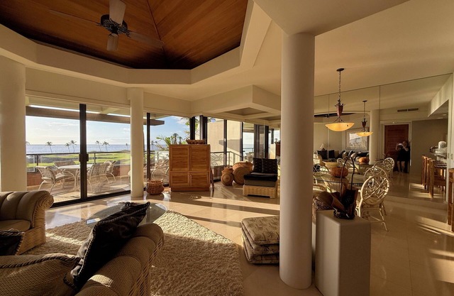 Premier Oceanfront overlooking the most photographed golf hole in the world