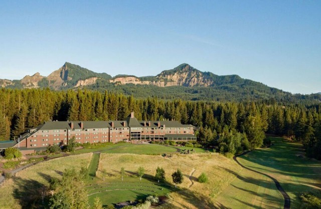 Premier Room with Luxe Comfort and River Views