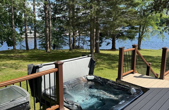 Premier Sacandaga Lake Vacation Home.
