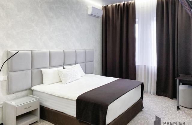 Premiere Hotel