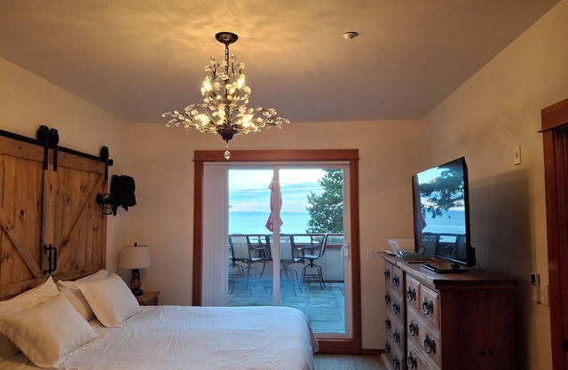 Premium 2-bedroom Top Floor condo with BIG view of Birch Bay, on the waterfront.