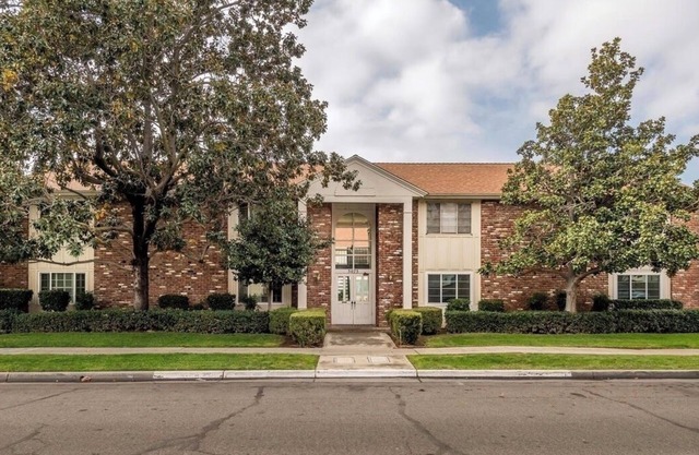 Premium Cozy Condo - 5 min walk to Fig Garden Village