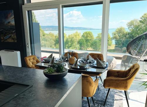 Premium Penthouse