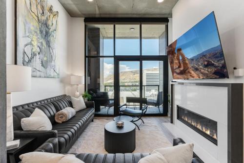 Premium SLC Luxury- Penthouse VIEWS - Top Amenities