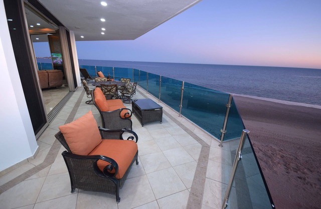 Presidential Suite with Huge Oceanfront Balcony
