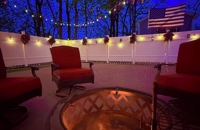 Presidential Suite Inspired Apt 35-mins from NYC