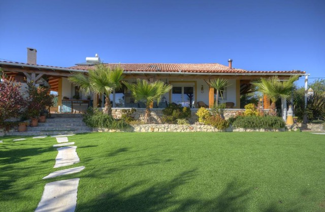 Prestige for Home - Moradia com Piscina, Jardim e Estacionamento Paderne/Albufeira