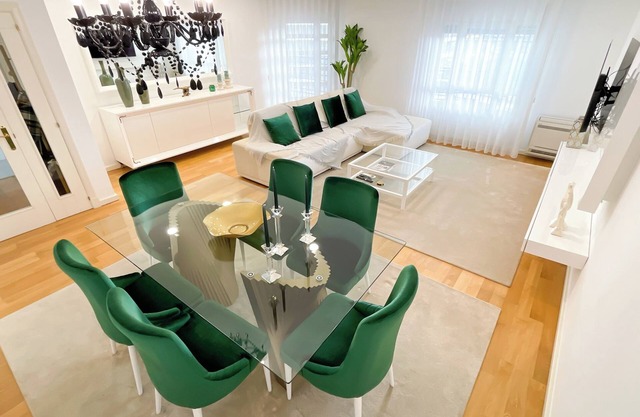Prestige Lisbon Entire 3 Bedroom Luxury Family Friendly Apartment