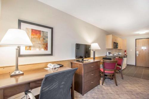 Prestige Riverside Lodge Quesnel
