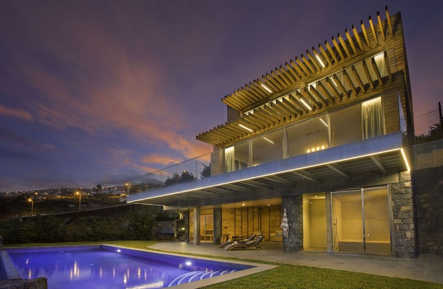 Prestige-Meerblick-Villa