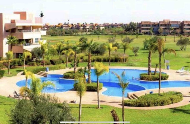 🌟🌟🌟🌟🌟PRESTIGIA golf pool greenery luxurious apartment