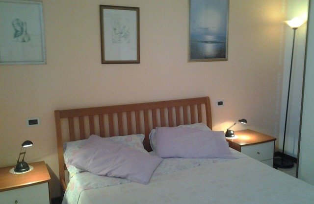 Prestigious and comfortable apartment with swimming pool in Lazise for relaxing vacations