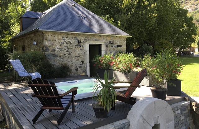Prestigious renovated barn