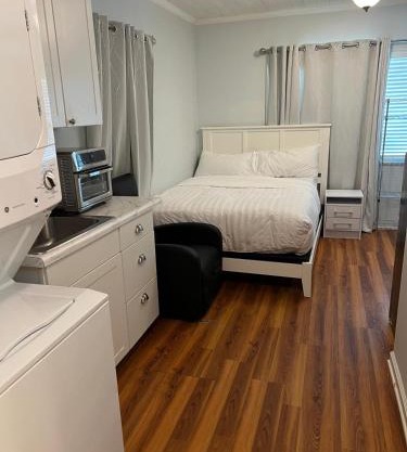 Prestine Studio Unit