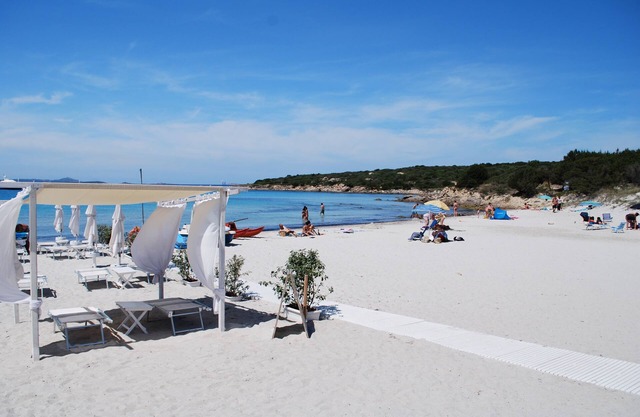 Attraktive Wohnung, Meerblick, Strandnähe, Pool, kurzer Transfer