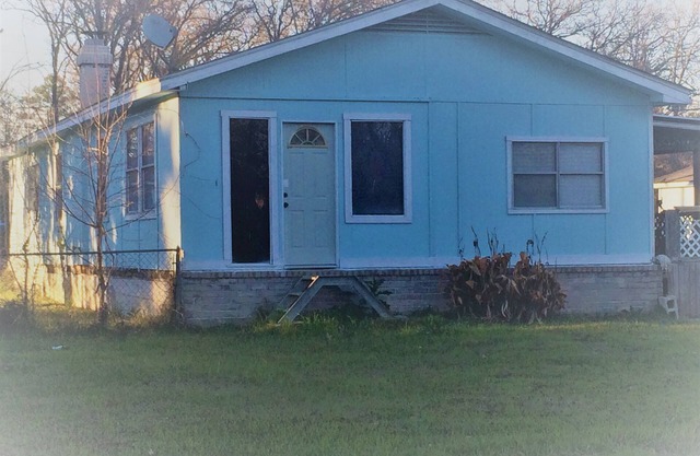 Pretty Lakehouse for a Great, Inexpensive Getaway!