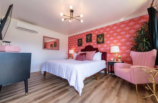 Pretty N Pink Room #5- 1960 Retro Motel
