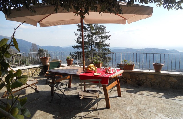 WUNDERSCHÖNES RUSTICO MIT POOL - TERRASSE MIT MEERSICHT