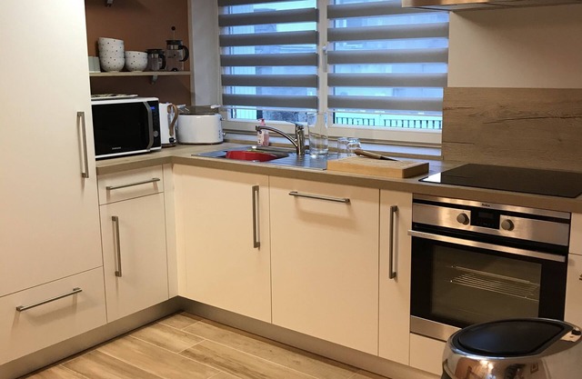 Pretty seaside townhouse with patio completely renovated ***