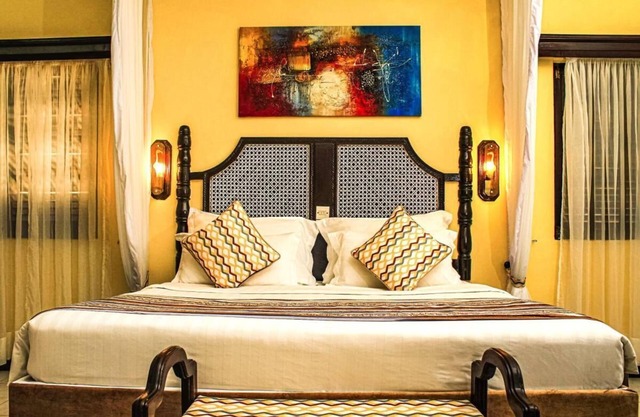 PrideInn Flamingo Beach Resort & Spa