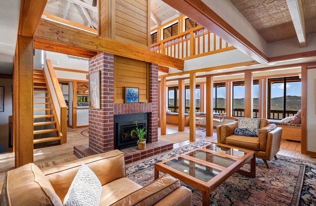 Priest Ranch - Peaceful Home with Pool