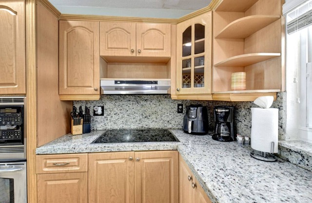 Prime Boca Raton: Beach, Pool, & Fun! 3BR/2BA