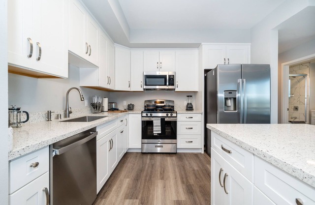 Prime Location! 2bd 2bth