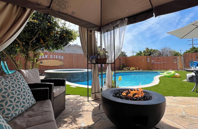 Prime Location: Lux 4BR w Pool/Spa/Cabana/Firepit