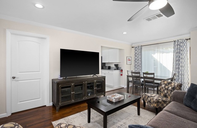 Pristine 3B/1Bth, EasyA to US99 and Nat'l Parks