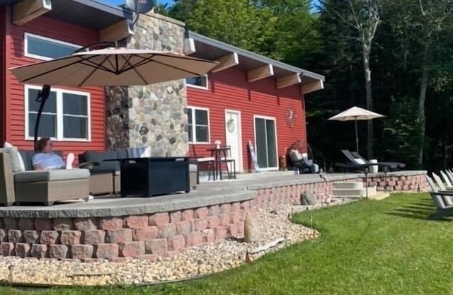 Pristine, Secluded Cottage on Beautiful Lake Michigan