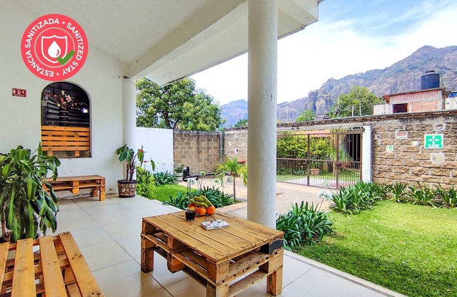 Priv. room next to the mountains | BBQ + terrace
