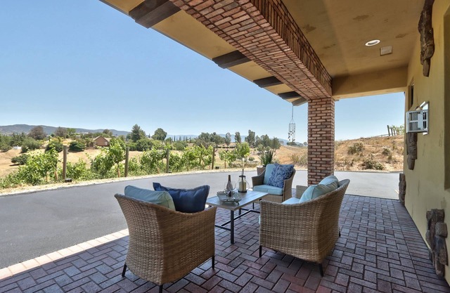 Private 1-Bedroom Villa on 12 Acres in Temecula Wine Country