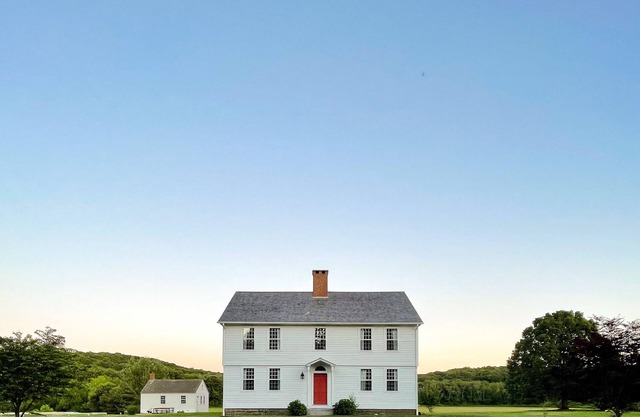 Private 1790s Farmhouse Close to the Shoreline and Casinos
