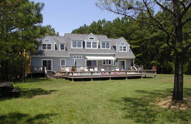 Fishing Cove Private Waterfront Retreat mit Pool und Pier - für 22 Personen