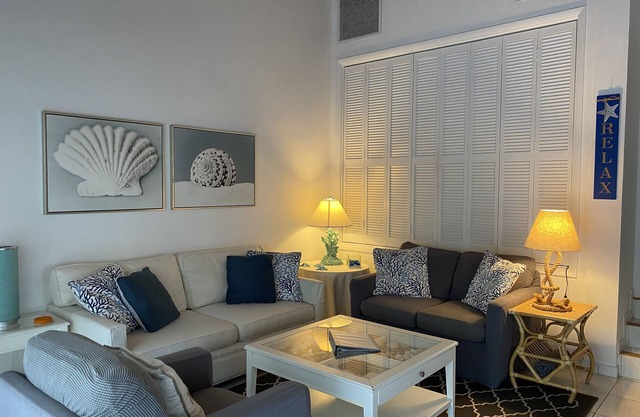Private 2 Bed Villa Paradise Island, Near Atlantis!