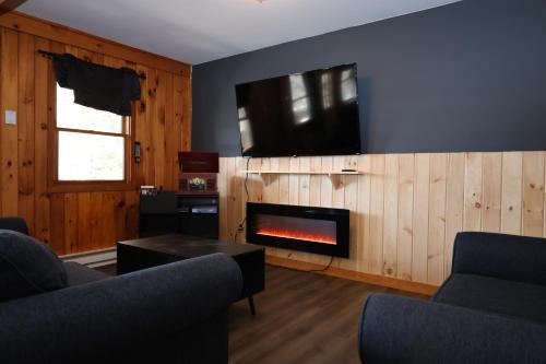 Private 2 Bedroom Home in Catskills