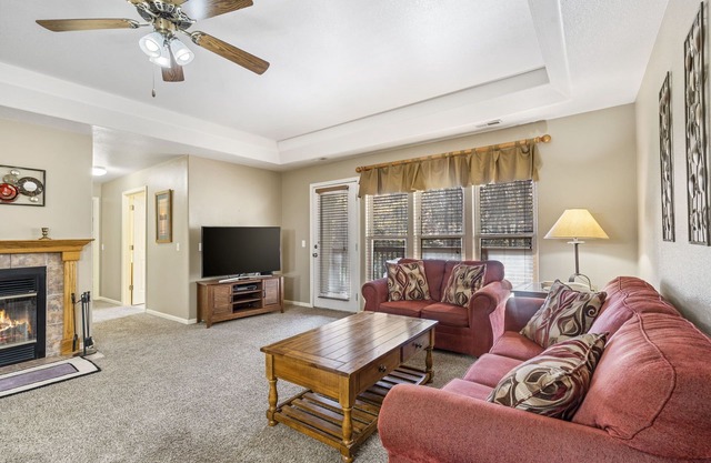 Private 2-Bedroom Condo in Gated Community at StoneBridge Village