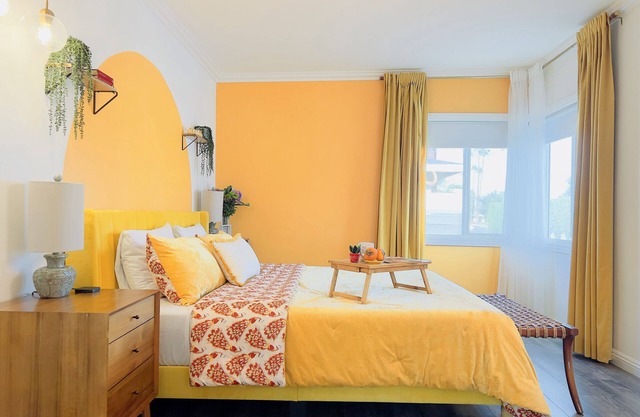 Private 3bd/3bath, 5-min drive to downtown Palm Springs
