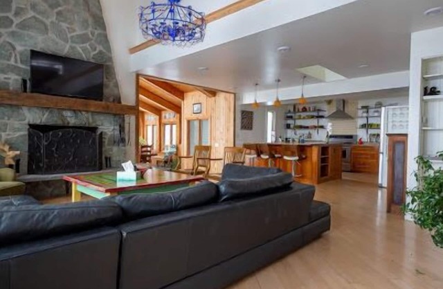 Familien- und hundefreundliches Zuhause! 3 Bett, 3. 5-Bad w / Gorg Ansichten des Canandaigua Sees!