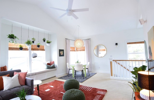 Private 800 sq. ft. Suite in Nature Right by the Road to Mt. Bachelor Ski Resort