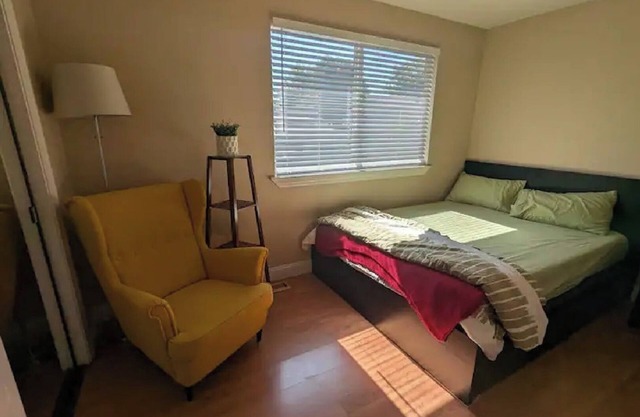 Private and Cozy 2-bedroom Townhome in Central San Jose, Free WiFi and parking