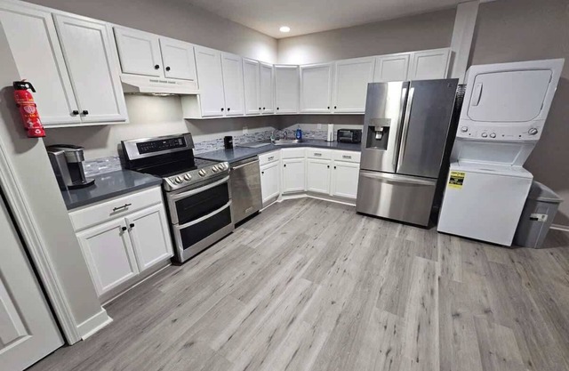 Private Apartment in Southbury 103