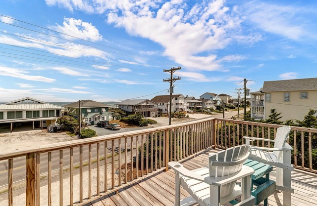 Private Beach Access w/ Ocean View-Sleeps 10!!