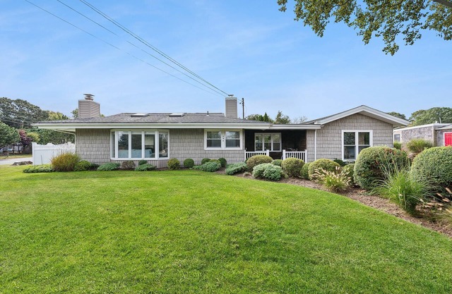 Private beach access, 4 bedroom, beach house