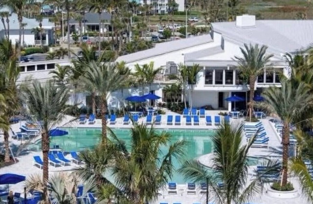 Gated and Private Beach Community w/9 Hole Golf/Tennis/Restaurant and Much More