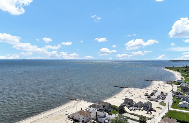 Private Beach front Oasis Located at White Sands Beach!