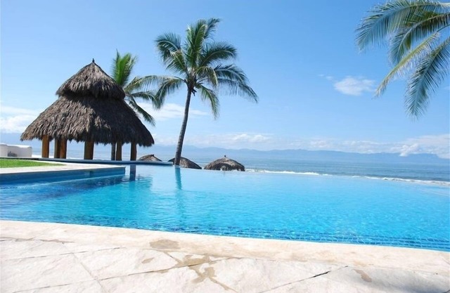 Private Beach House - Sandy Beach mit Surf Break /