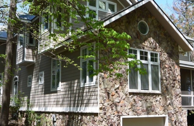 Privater Strand. Lake MI auf 10 Hektar. Privatsphäre und doch in der Nähe von Harbour Country. Genießen!